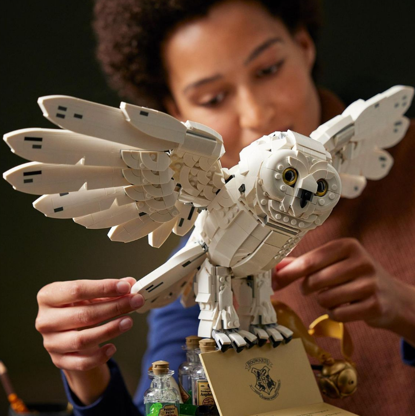 LEGO® Harry Potter™ Hogwarts™ Icons - Collectors' Edition 76391 (3,010 Pieces)