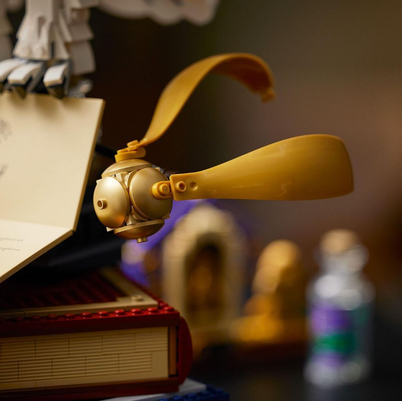 LEGO® Harry Potter™ Hogwarts™ Icons - Collectors' Edition 76391 (3,010 Pieces)