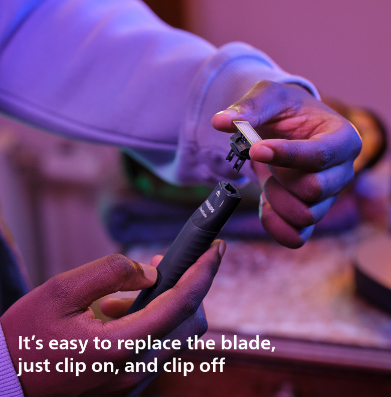 Philips OneBlade with 2 Combs & USB Charging