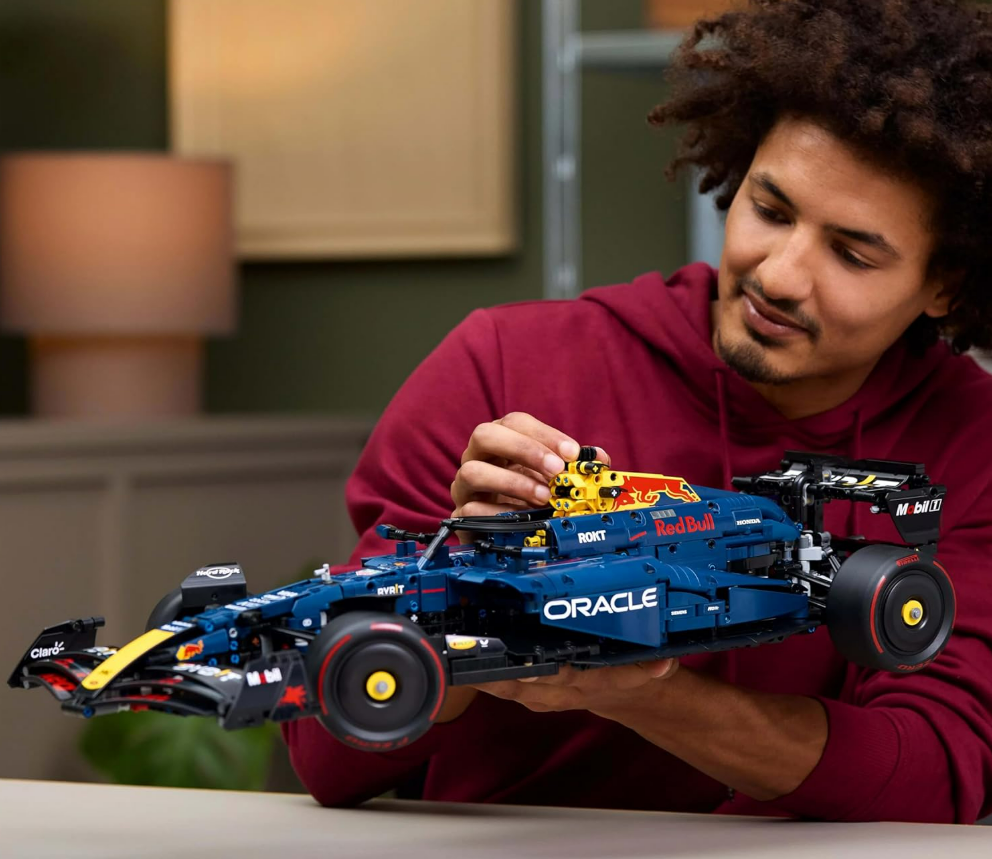 LEGO Technic Oracle Red Bull Racing RB20 F1 Car Model Kit - Collectible Formula 1 Building Set with 1:8 Scale V6 Engine, Gear Box, Steering & DRS - Gift Idea for Adult & Teenage Racing Fans - 42206