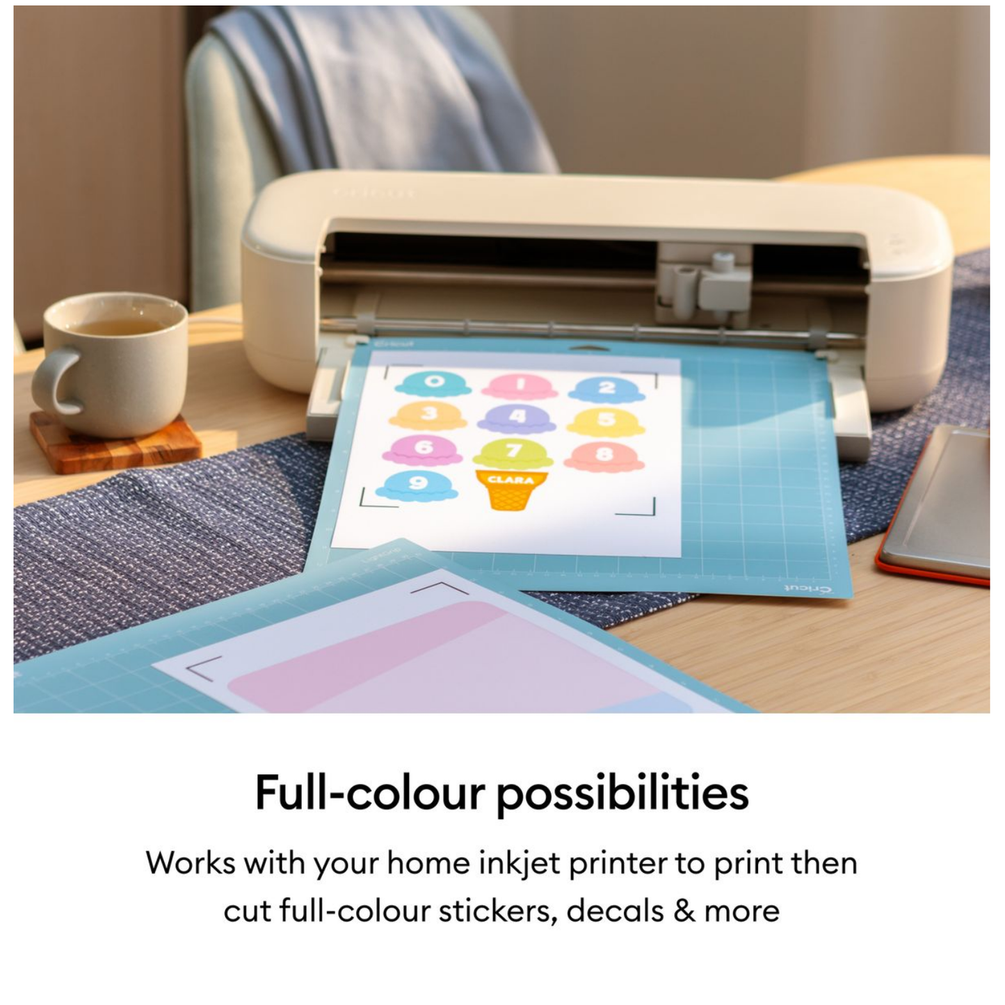 Cricut Explore 5 + Essential Bundle