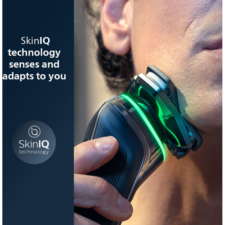 Philips 9000 Series Wet & Dry Shaver with Travel Case S9985/50
