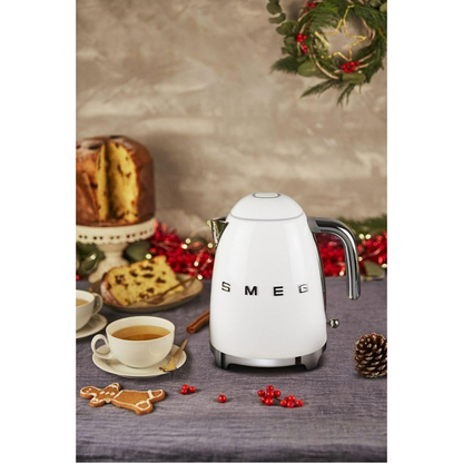 Smeg - 1.7 Litre 3D Logo Kettle