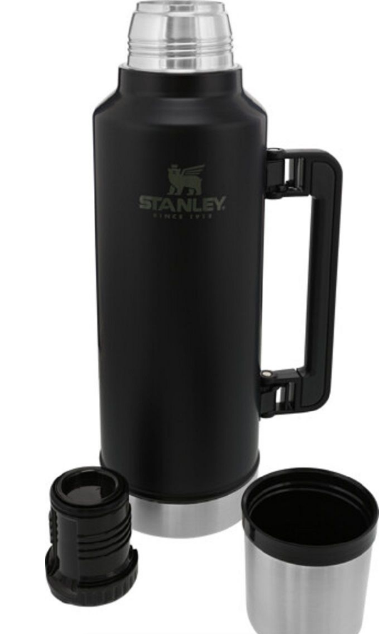 Stanley - Legendary Classic Bottle 1.9L - Nightfall - Black