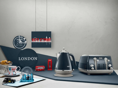 De'Longhi Icona Capitals London Blue Kettle & Toaster Set