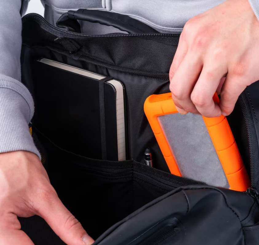 Decathlon 20l Backenger Activ Mblty Urban Walking Messenger Bag Backpack - Black