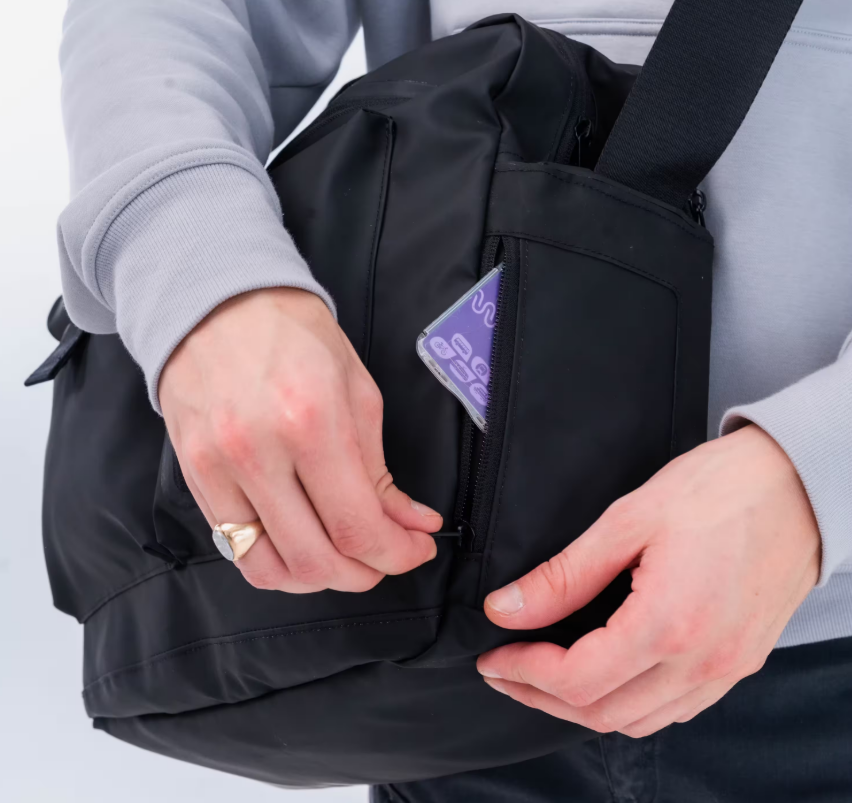 Decathlon 20l Backenger Activ Mblty Urban Walking Messenger Bag Backpack - Black