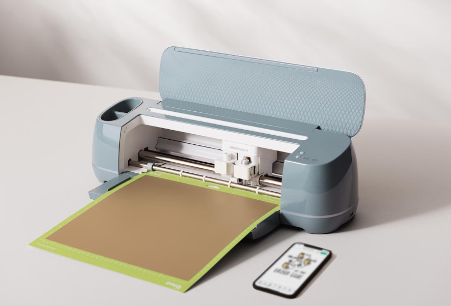 Cricut Maker 4 Essentials Bundle
